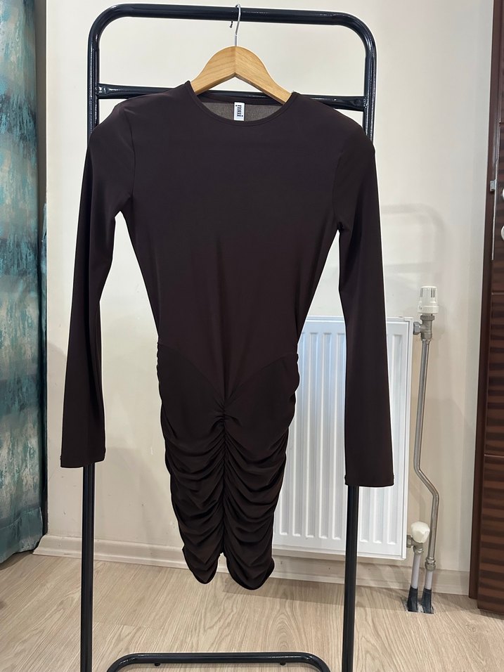 Koyu Kahverengi Uzun Kollu Drapeli Elbise - Görsel 3