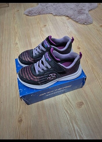 Skechers waterprof spor ayakkabı