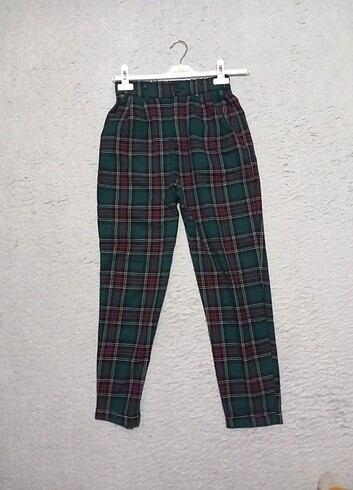 Bershka Ekoseli Kumaş Pantolon 