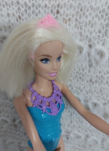 Beden Orijinal Barbie bebek.