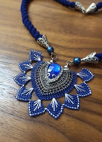 İğne oyası kolye 