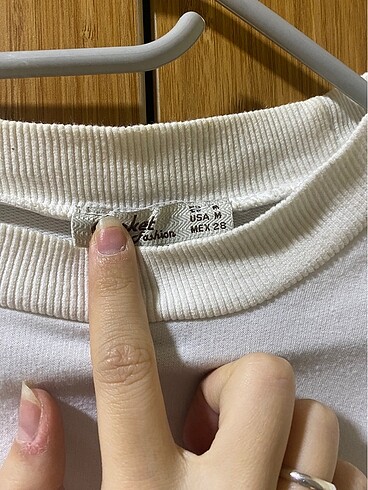 m Beden Crop sweat