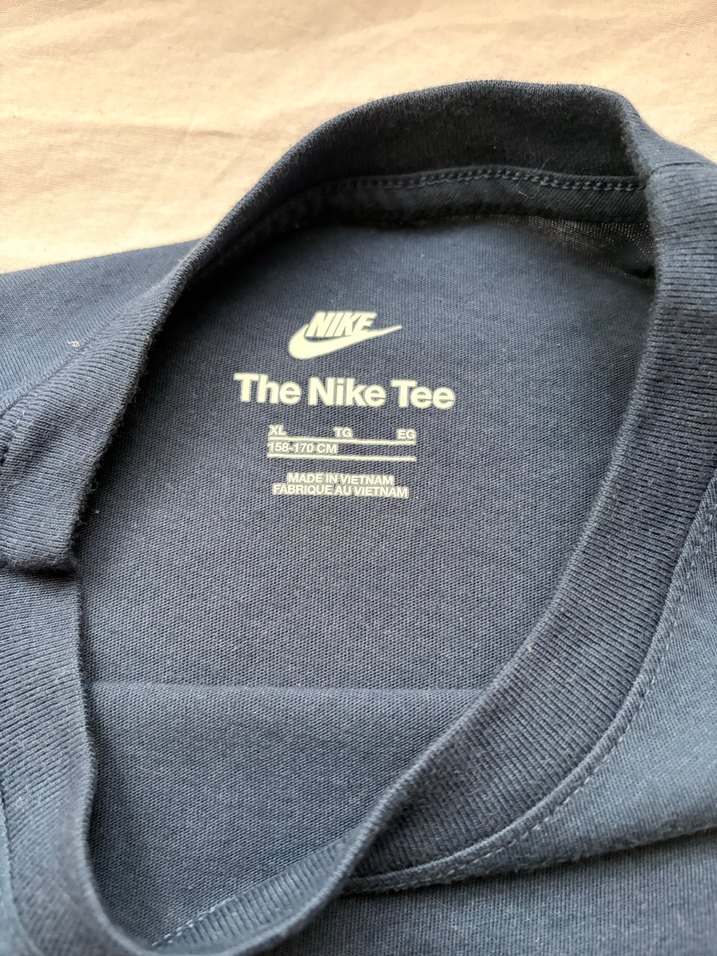 Nike unisex Koyu Mavi Kısa Kollu Tişört - Görsel 2