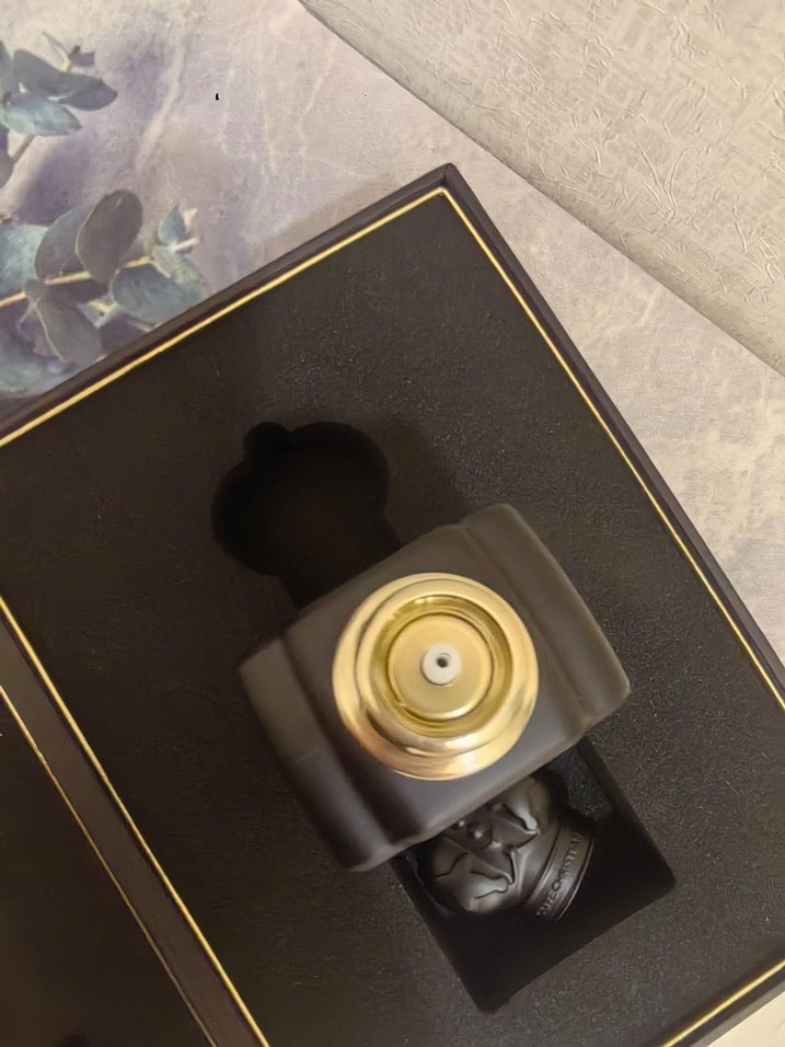 Clive Christian ne - Görsel 5