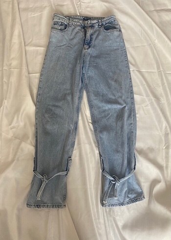 Mavi Bol Kesim Kemerli Midi Denim Kadın Jean