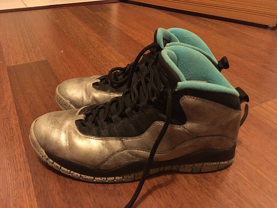 Nike Air Jordan Retro 10 ?Kemba Walker PE? 43 numara