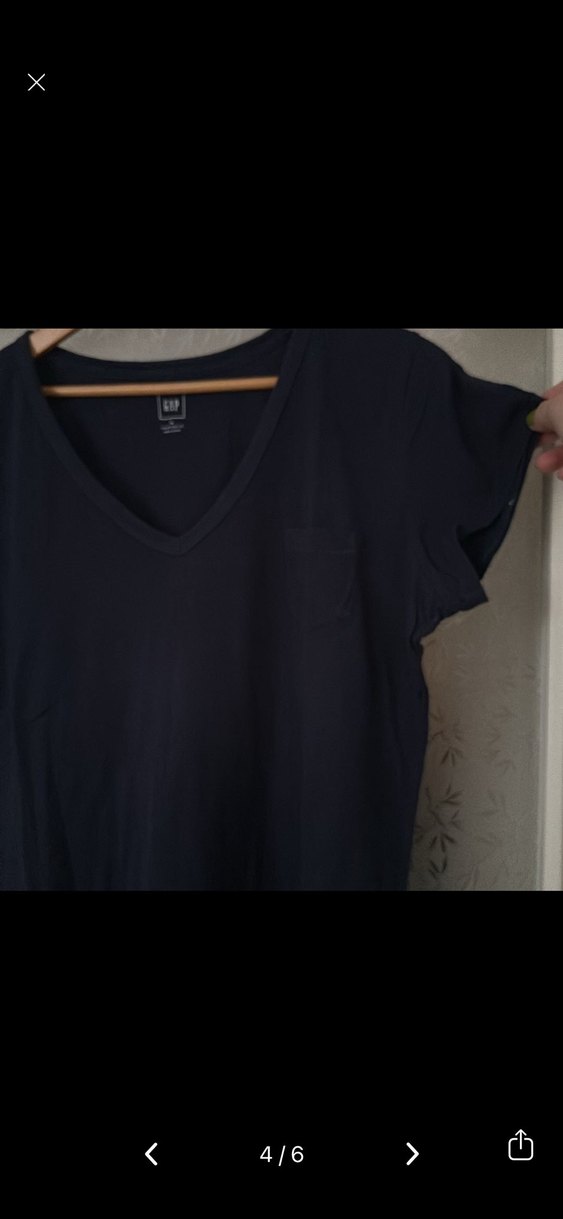 GAP V Yakalı Kısa Kollu Kadın Tişört - Görsel 4