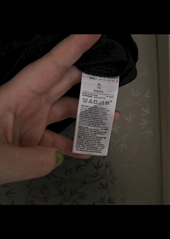 GAP V yakalı kadın tişört - Görsel 5