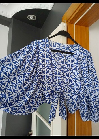 Bohem V Yaka Mavi Desenli Mini Bluz