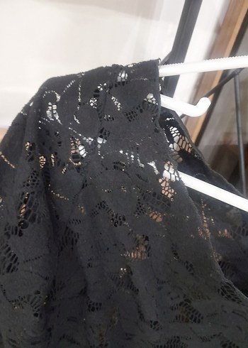 Dantel Detaylı Siyah Uzun Kollu Bluz - Görsel 3