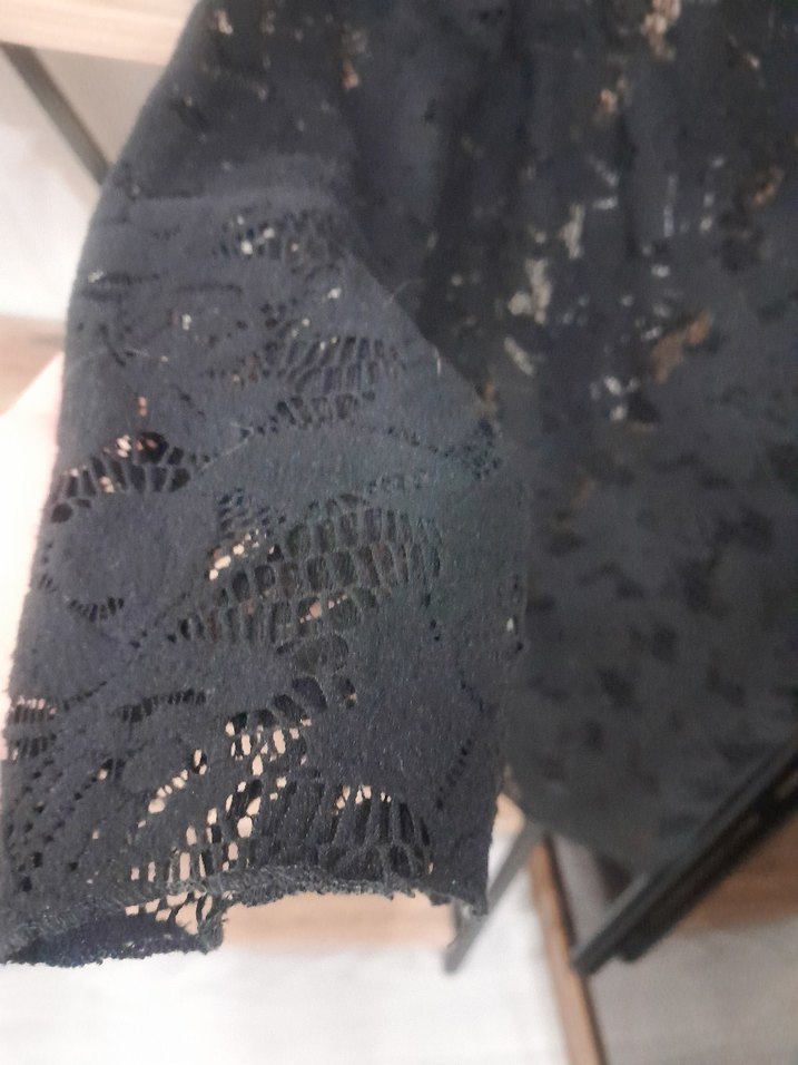 Dantel Detaylı Siyah Uzun Kollu Bluz - Görsel 2