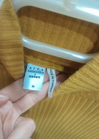 Sarı Balıkçı Yaka Kadın Triko Kazak - Görsel 3