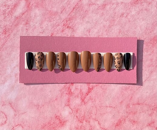 Takma tırnak nail art