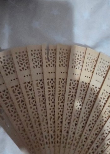 Bej Ahşap Oymalı yelpaze - Görsel 2