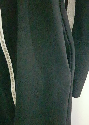 m Beden siyah Renk Uzun Siyah Fermuarlı Kadın Spor Kaban.(m.l.xl) uyumlu