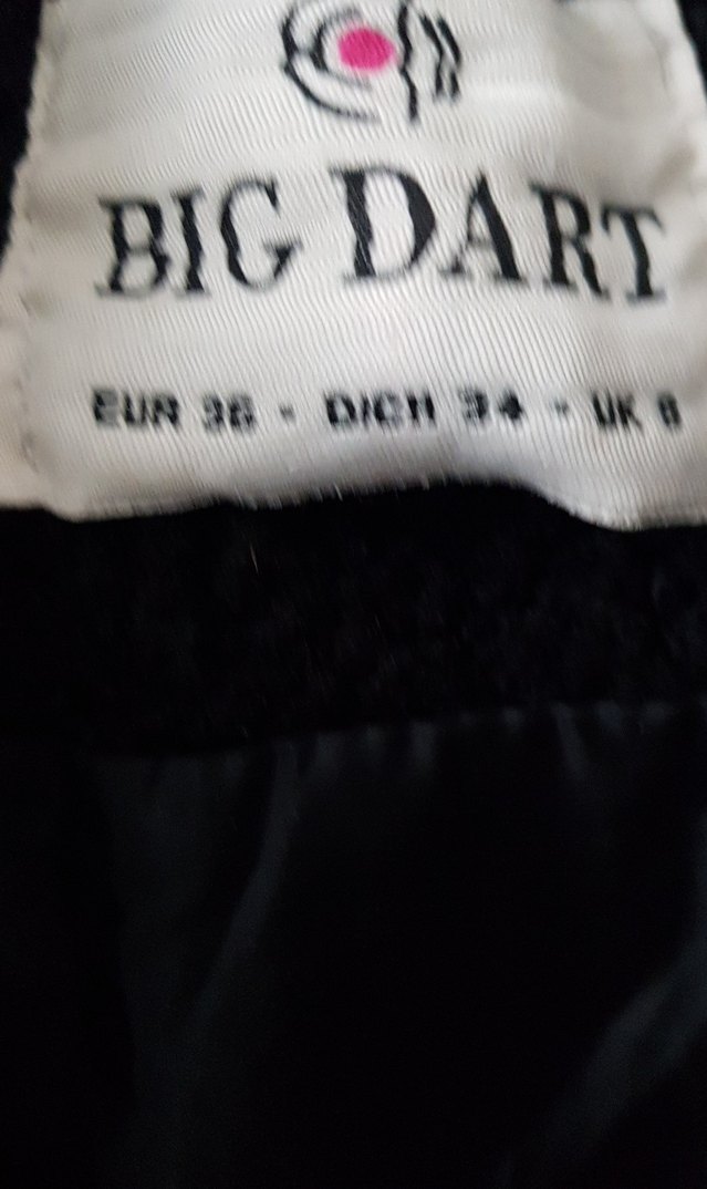 Kadın Siyah Uzun Kürklü Kaban - Görsel 2