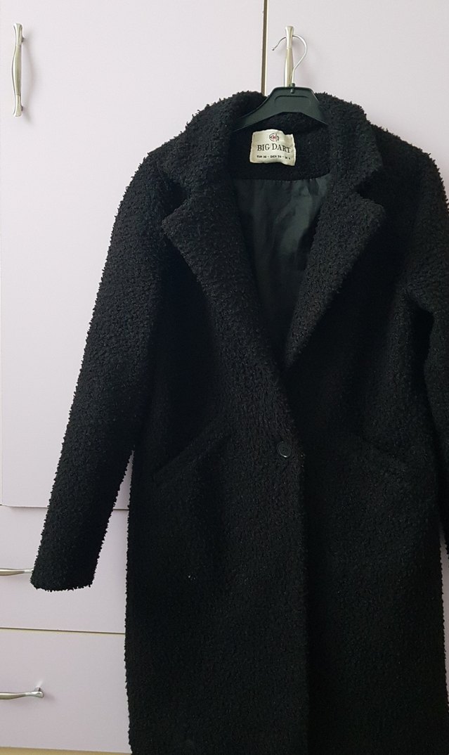 Kadın Siyah Uzun Kürklü Kaban - Görsel 3