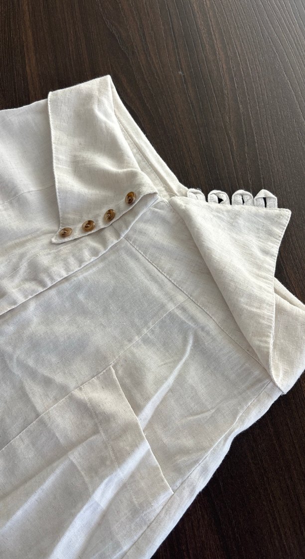 Düğmeli Beyaz Yüksek Bel Keten Şort - Görsel 3