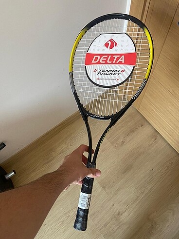  Beden Delta Tenis Raketi