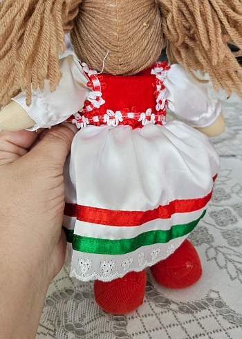 Diğer Renkli Elbise Giymiş Bebek