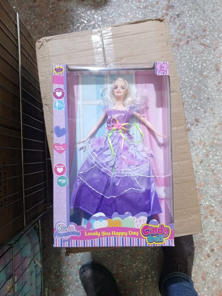 Renkli Prenses Bebek Oyuncak - Görsel 2