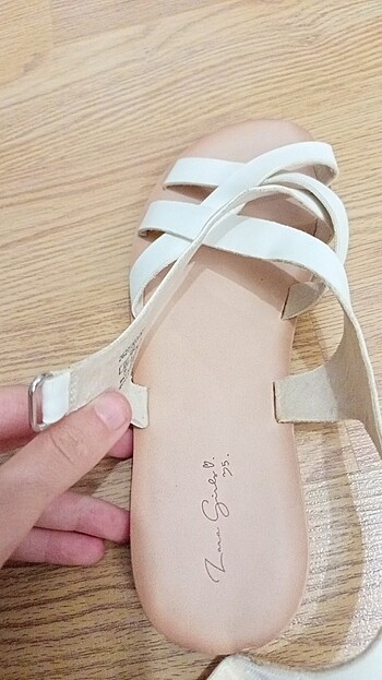 35 Beden beyaz Renk Bayan sandalet 