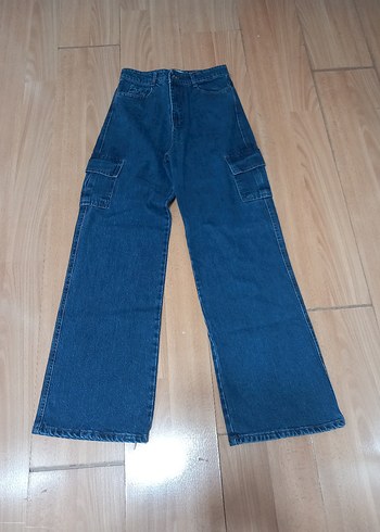Kadın Lacivert Geniş Kesim Midi Kot Pantolon