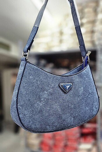 Prada Çanta