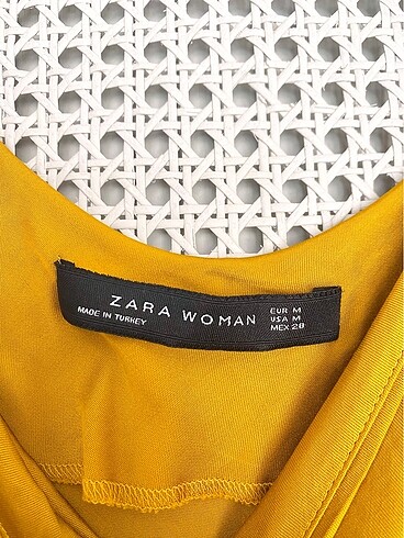 Zara Zara Hardal Sarısı İnce Askılı Elbise