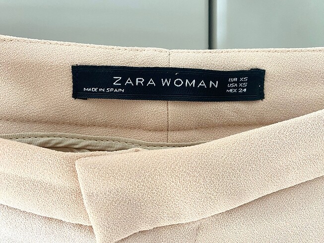 Zara Zara Pudra Rengi Dökümlü Pantolon