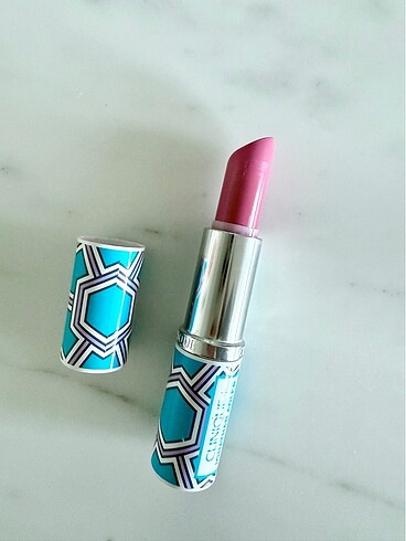 Clinique x Jonathan Adler Ruj