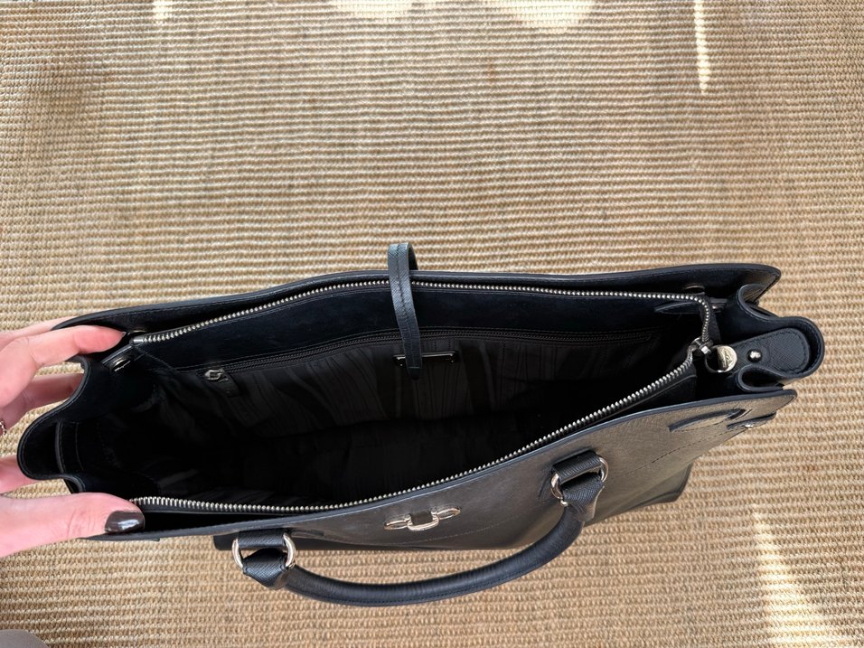 Salvatore Ferragamo Siyah El Çantası — görsel 2/9