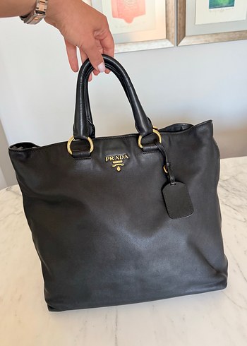Prada ürünü