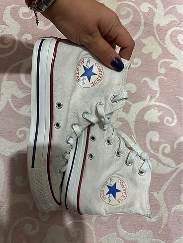 37 Beden beyaz Renk Orijinal converse