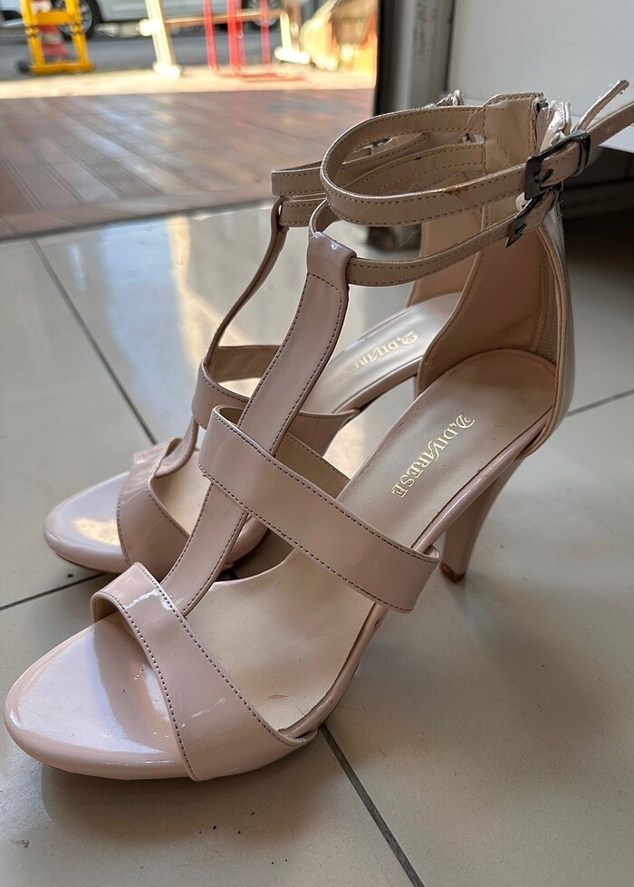 Divarese topuklu sıfır ürün - Görsel 4