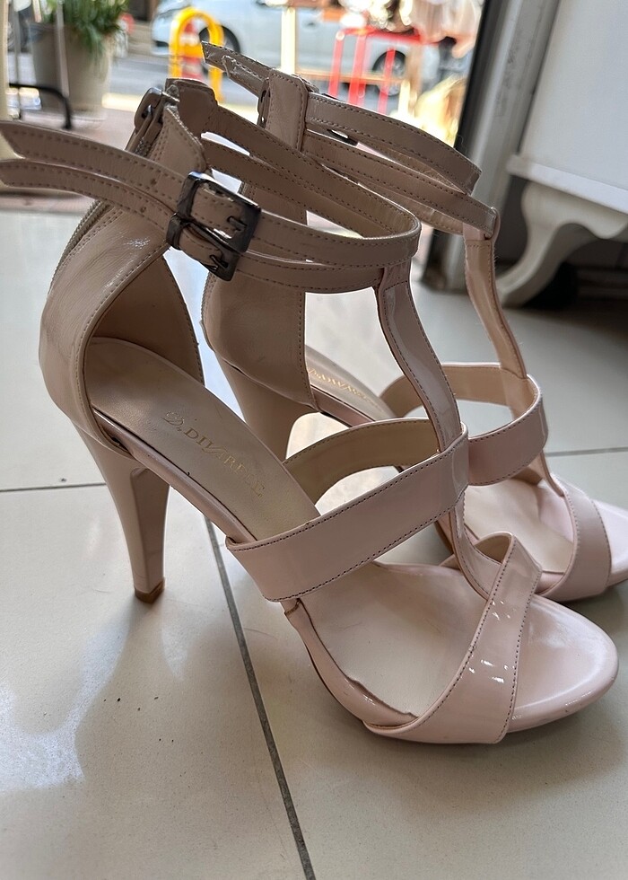 Divarese topuklu sıfır ürün - Görsel 5