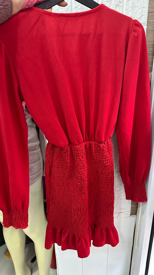 Kırmızı V Yaka Drapeli Mini Triko Elbise - Görsel 5