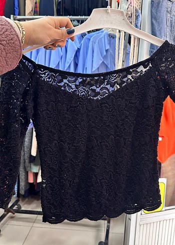 Bershka Dantel Detaylı Siyah Kadın Bluz - Görsel 5