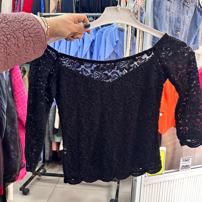 Bershka Dantel Detaylı Siyah Kadın Bluz - Görsel 5
