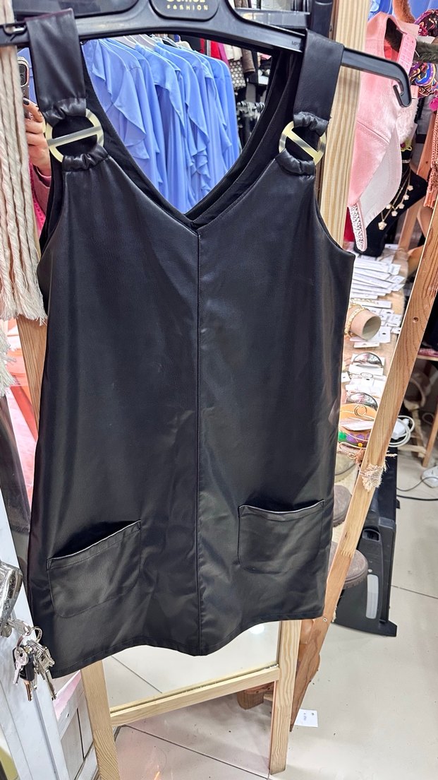 Lc waikiki 38 beden Siyah Deri elbise - Görsel 3