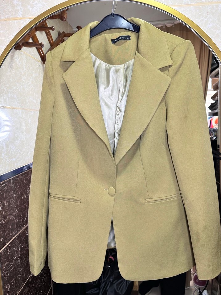 Trendyol marka yağ yeşili  Kadın Düğmeli Ofis Blazeri - Görsel 2