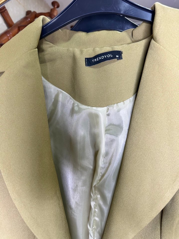 Trendyol marka yağ yeşili  Kadın Düğmeli Ofis Blazeri - Görsel 3