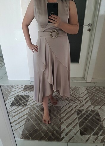 Bej saten abiye elbise - Görsel 5