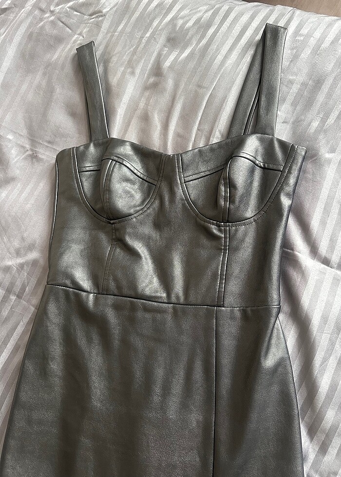 Deri elbise - Görsel 3