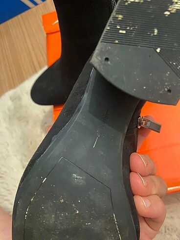 37 Beden siyah Renk Bershka topuklu bot