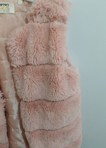 Kız Çocuk Pembe Kürklü Kolsuz Yelek 5.6 yas - Görsel 3