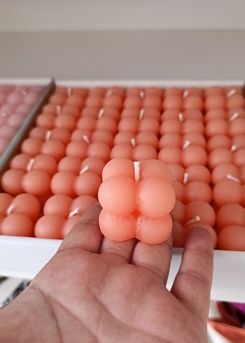 Pastel Pembe Baloncuk Mum