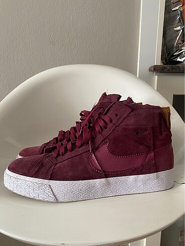 Nike SB Zoom Blazer Mid