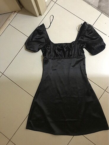 H&M saten elbise