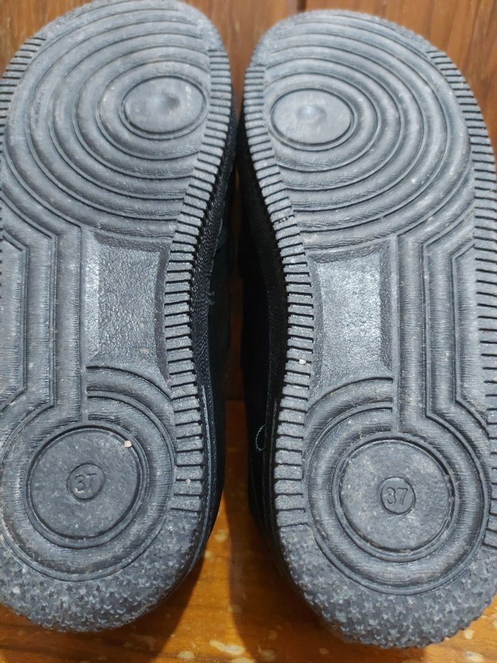 Erkek Çocuk Siyah Cırtlı Günlük Ayakkabı - Görsel 4